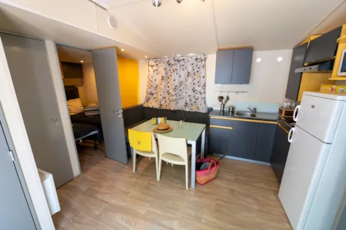 Accommodation - Comfort  Relax Airco Mobile Home 33M² (3 Bedrooms - 6 People) + Covered Terrace And Airco - image n°3 - Flower Camping la Pinède