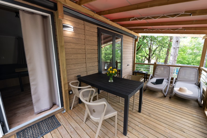 Mobilheim Premium Trendy 28m² - 2 Schlafzimmer + überdachte Terrasse + Klimaanlage + TV