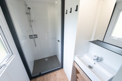 Mobile Home Premium Tribu Trendy - 5 bedrooms + connected covered terraces + A/C + TV -