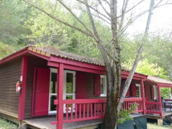 Mietunterkunft - Hütte Confort Authentik 34M² - 2 Schlafzimmer + Überdachte Terrasse - - Flower Camping la Pinède