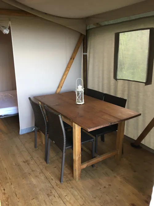 Accommodation - Lodge Tent - image n°6 - FERME DE SIMONDON : Camping & Gîtes & Chambres d'Hôtes