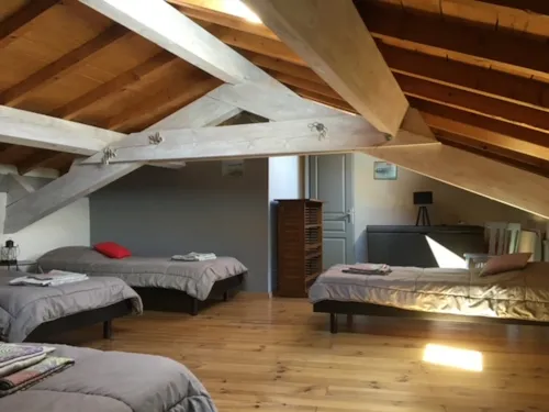 Mietunterkunft - Ferienhaus Panoramique - image n°9 - FERME DE SIMONDON : Camping & Gîtes & Chambres d'Hôtes