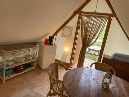 Huuraccommodatie(s) - Ingerichte Huurtent - image n°8 - FERME DE SIMONDON : Camping & Gîtes & Chambres d'Hôtes