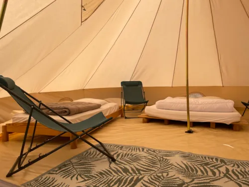 Location - Tente Tipi Équipée - image n°3 - FERME DE SIMONDON : Camping & Gîtes & Chambres d'Hôtes