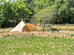Locatif - Tent Tipi - FERME DE SIMONDON : Camping & Gîtes & Chambres d'Hôtes