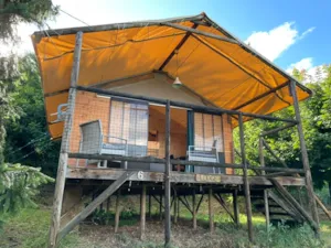 Locatif - Zelt LODGE - FERME DE SIMONDON : Camping & Gîtes & Chambres d'Hôtes