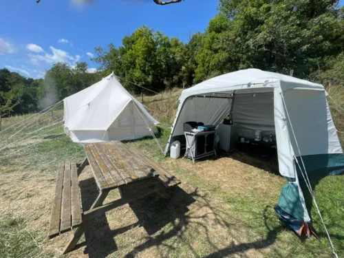 Accommodation - Teepee Tent - image n°2 - FERME DE SIMONDON : Camping & Gîtes & Chambres d'Hôtes