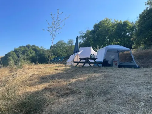 Accommodation - Teepee Tent - image n°5 - FERME DE SIMONDON : Camping & Gîtes & Chambres d'Hôtes
