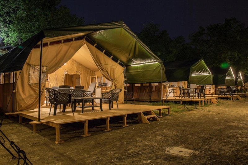Safari Zelt mit eigenes badezimmer