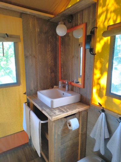 Tree Lodge