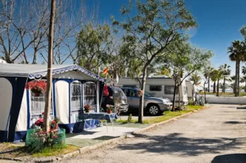 Stellplatz - Stellplatz L Standar - Camping Playa de Poniente