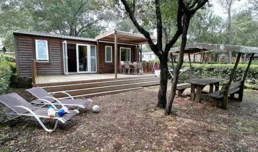 Location - Mobil-Home Comfort  - 28 M² - 3 Chambres - Tv - Clim - Terrasse Surélevée - Camping Marvilla Parks - Domaine de Massereau