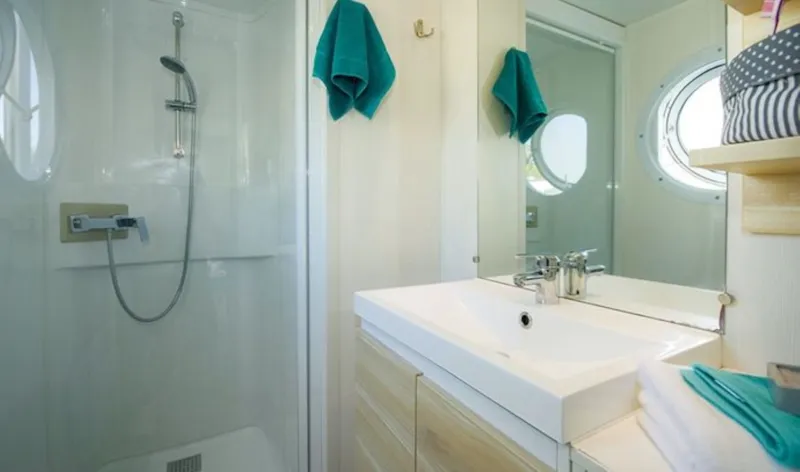 Mobil-Home Classic - 25 M² - 2 Chambres - Tv - Clim - Terrasse Surélevée