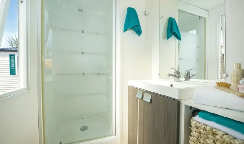 Mobil-Home Classic - 28 M² - 3 Chambres - Tv - Clim - Terrasse Surélevée Non Couverte