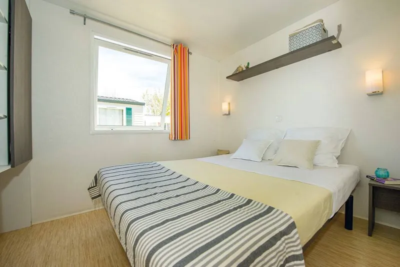 Mobil-Home Classic - 32 M²- 3 Chambres - Terrasse Surélevée Non Couverte