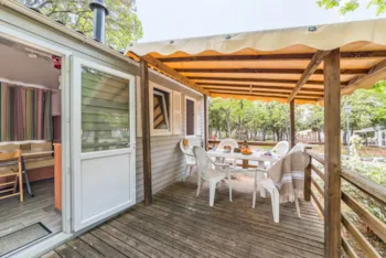 Mietunterkunft - Classic Xl| 33M² | 3 Schlafzimmer | Hochterrasse - - Camping Marvilla Parks - Les Rives du Luberon