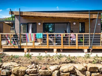 Mietunterkunft - Hütte Premium - 38M² - 3 Schlafzimmer (2 Betten -12 Jahre) - Campasun Camping Mas de Pierredon