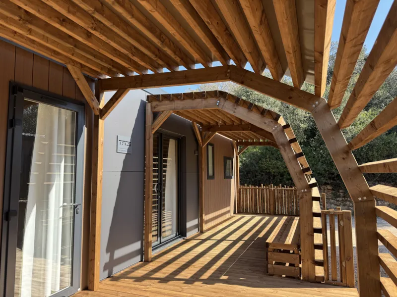 Taos Luxe 40M2 Terrasse Couverte + Jacuzzi Privatif - 6 Pers / 2 Sdb - A/C + Kit Linge Inclus