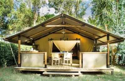Tent Tombolo — 1