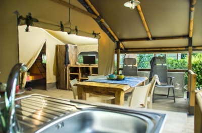 Tent Tombolo — 2