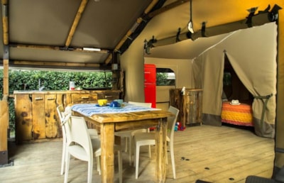 Tent Tombolo — 3