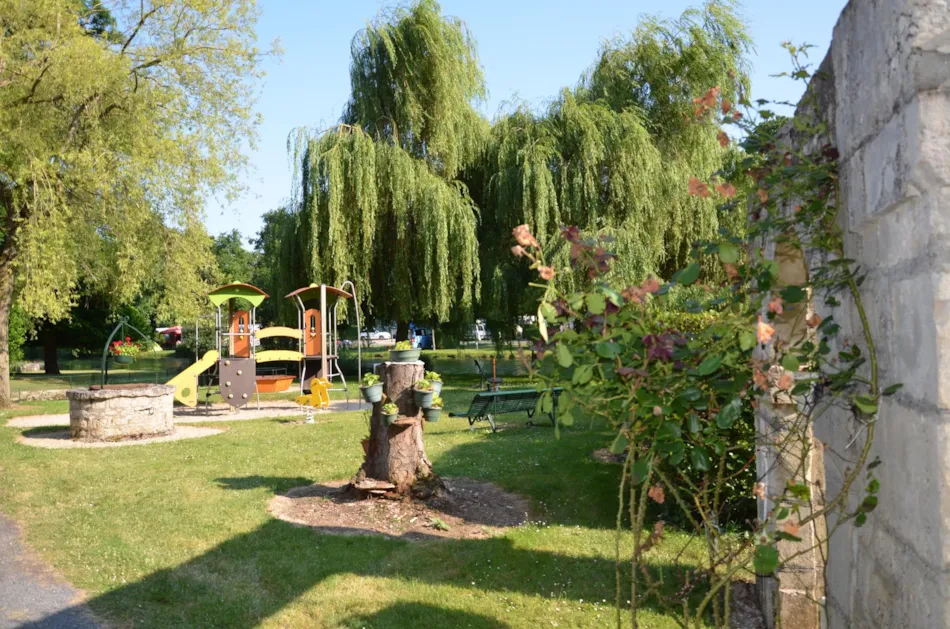 Capfun - Camping La Rivière****