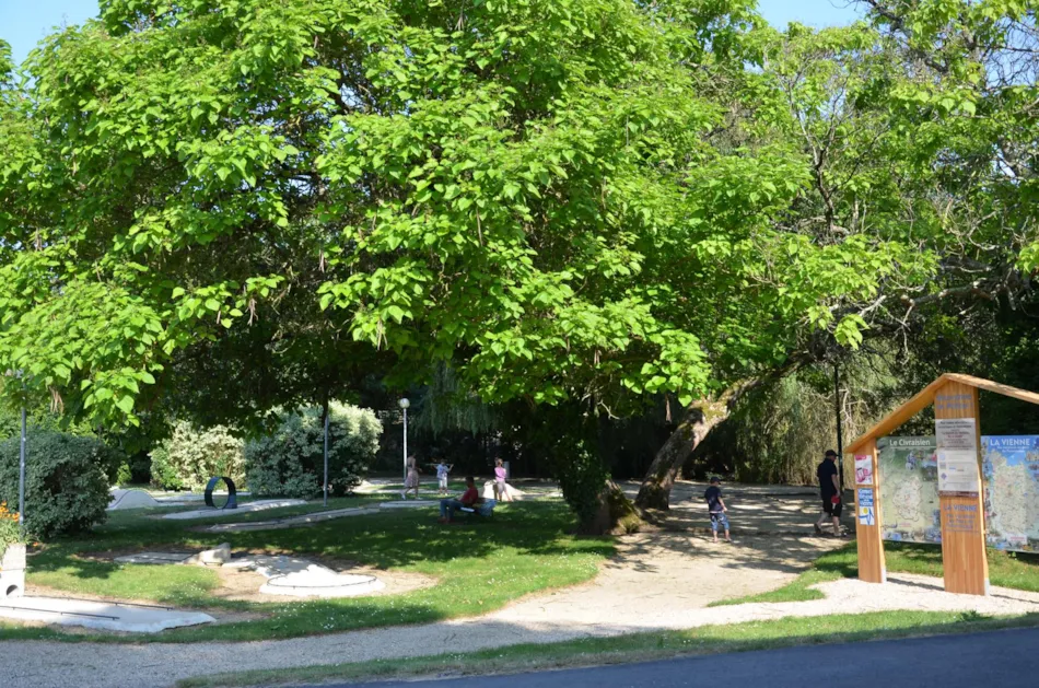 Capfun - Camping La Rivière****