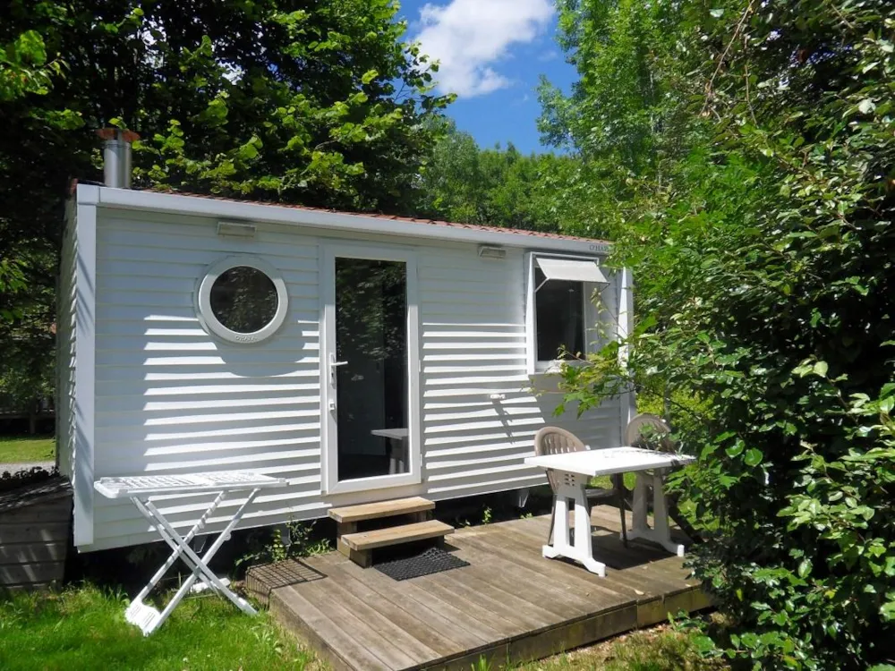 Mietunterkunft - Mobilheim 17.5 M² / Terrasse 8 M² / 1 Zimmer - CAMPING ETCHE ZAHAR