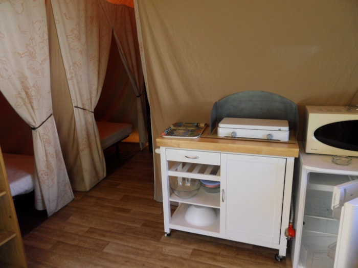 Tente Insolite Safari 16 M²/ Sur Plancher De 35 M² / Sans Sanitaires