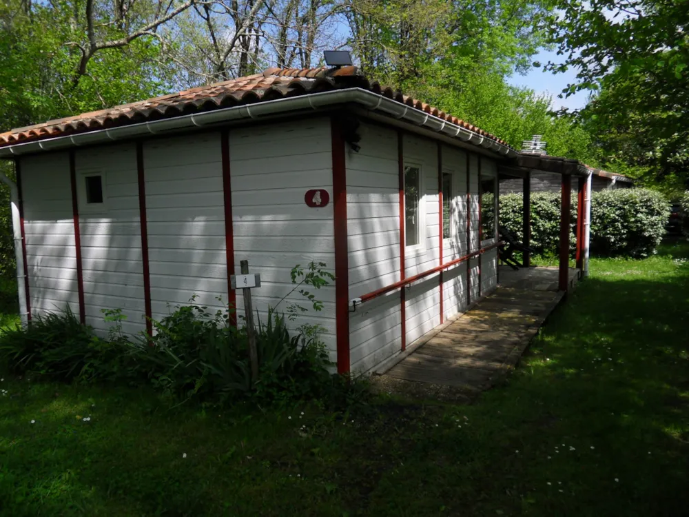 Mietunterkunft - Hütte Behindertengerecht - CAMPING ETCHE ZAHAR