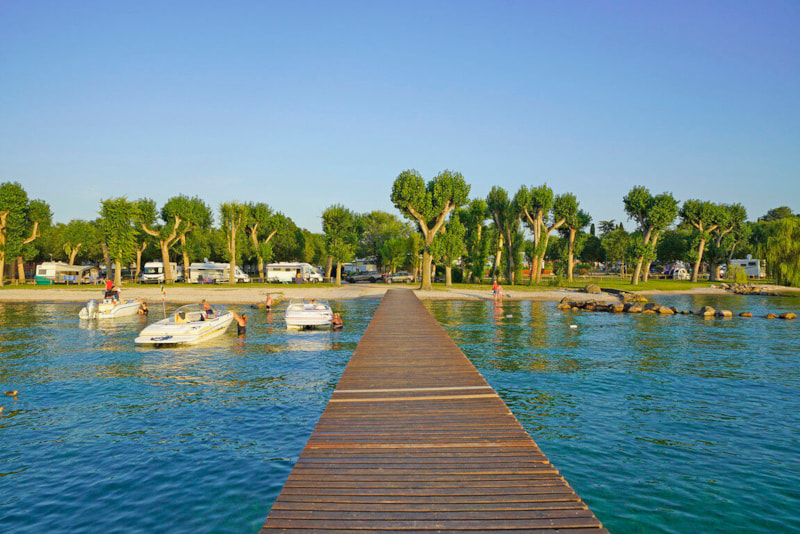 Emplacement Bord de Lac première rangée Desenzano 7x12m