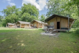 Accommodation - Safari Tent Rozenburg - RCN Vakantiepark het Grote Bos