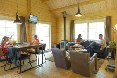 Water lodge