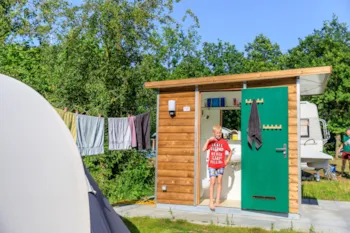 Stellplatz - Stellplatz Mit Sanitäranlagen - RCN de Flaasbloem