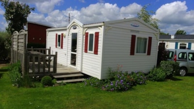 Classic Mobile Home — 2