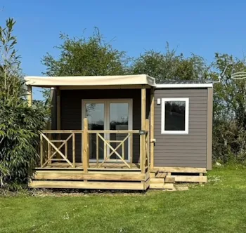 Mietunterkunft - Mobilheim Bali 17.8 M2 - 1 Zimmer - Camping L'Escapade