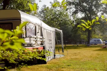 Stellplatz - Comfort Platz - RCN Vakantiepark de Noordster