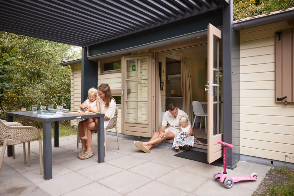 Location - Kampeerchalet De Morgenster - RCN Vakantiepark de Noordster