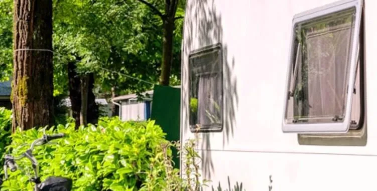 Emplacement Grande Tente, Caravane Ou Camping-Car