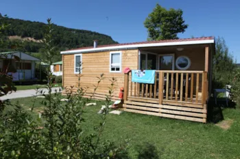 Mietunterkunft - Cottage Caborde - 29M² - 2 Zimmer, Sehr Komfortabel Mit Halbgeschützter Terrasse - Camping Ecologique LA ROCHE D'ULLY