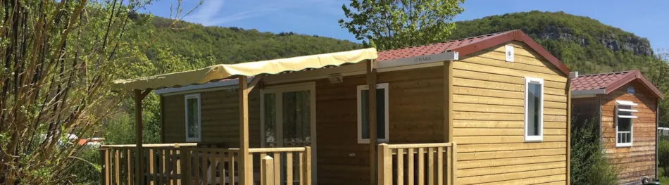 Domaine La Roche D'Ully ****