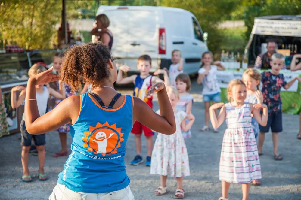 Camping Ecologique LA ROCHE D'ULLY