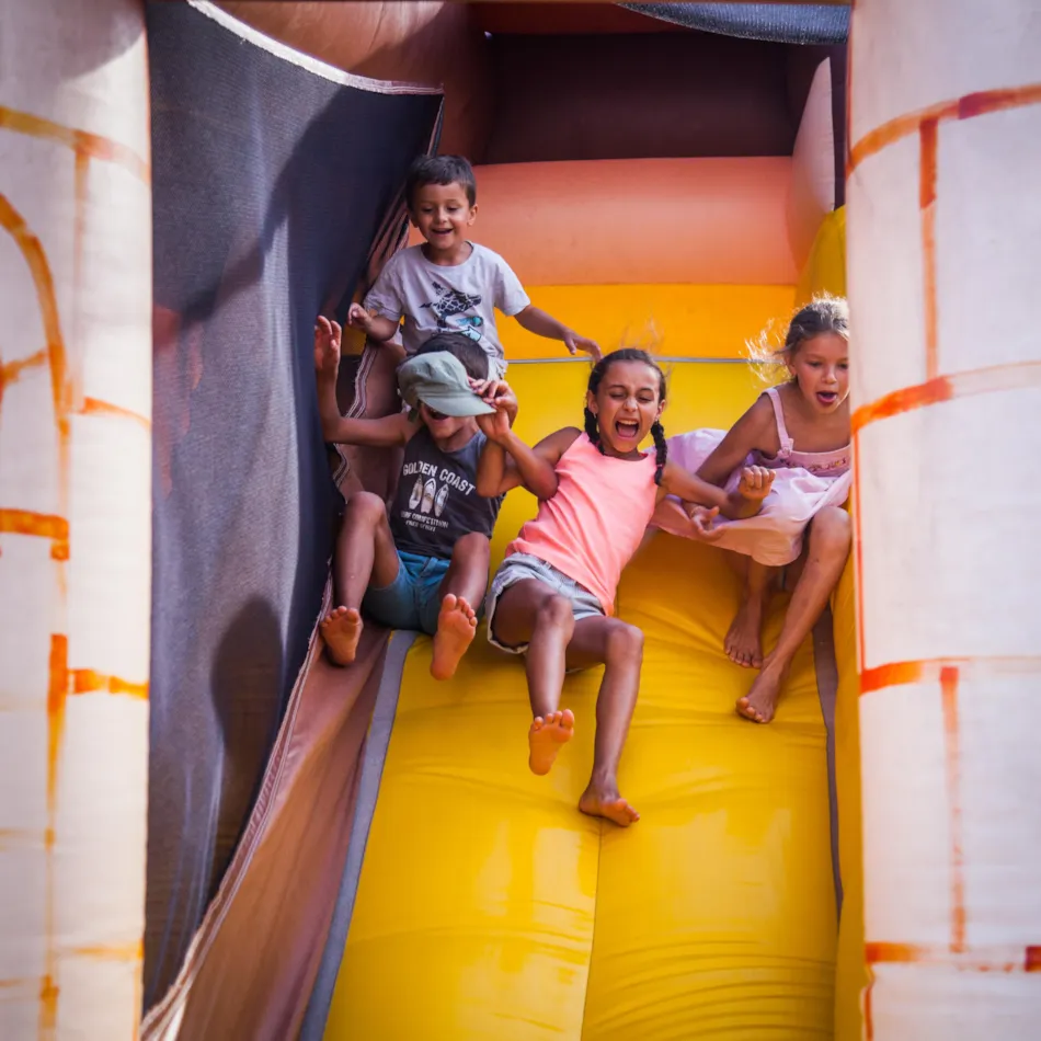 Domaine La Roche D'Ully ****