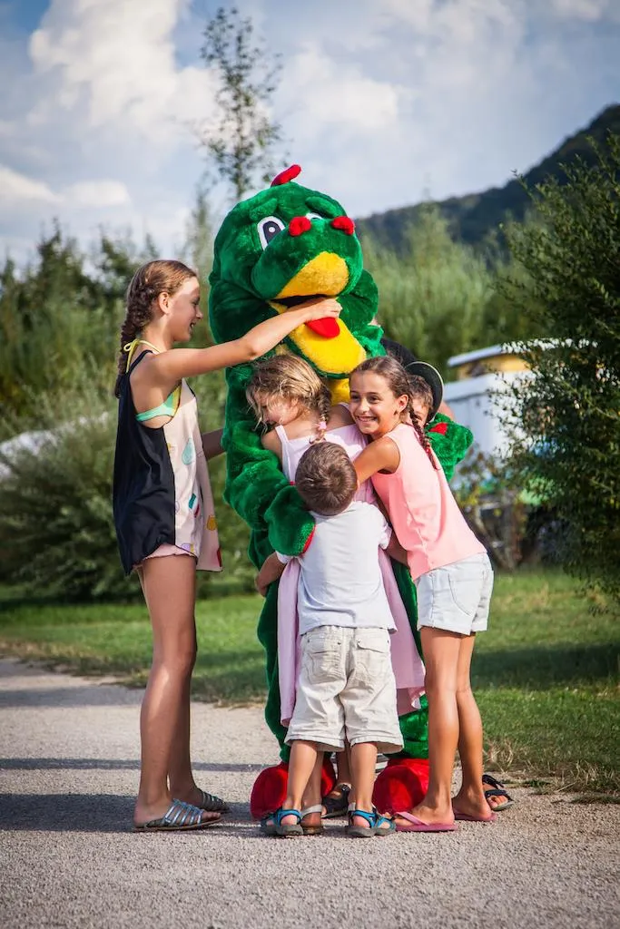 Camping Ecologique LA ROCHE D'ULLY