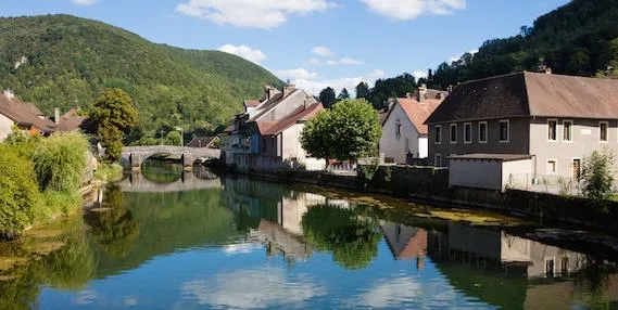 Camping Ecologique LA ROCHE D'ULLY