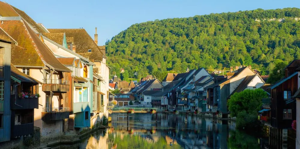 Camping Ecologique LA ROCHE D'ULLY