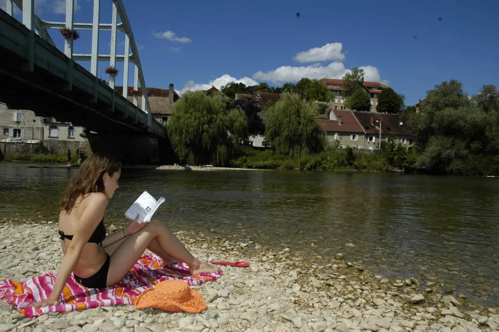 Camping Ecologique LA ROCHE D'ULLY