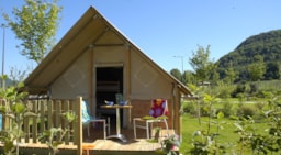 Huuraccommodatie(s) - Lodge Canadienne Voor Gehandicapte Persoon, De Tent Comfort Voor 2 Met Ontbijt Inbegrepen - Camping Ecologique LA ROCHE D'ULLY