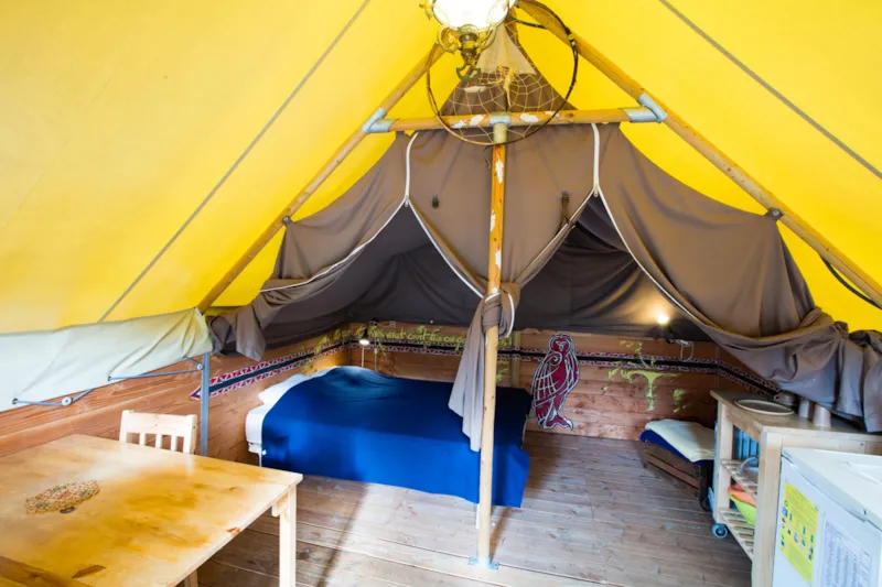 Lodge Canadienne Pmr, La Tente Confort Avec Petit Déjeuner; Accessible Fauteuils