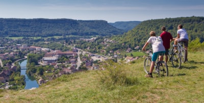 Nature Package : the traditional pitch without electricity / 120 m²